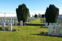 Dud Corner Cemetery and Loos Memorial – Loos and Ypres Battlefield Tour