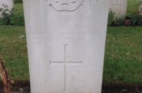 The grave of Austin Chitty, relative of sisters Joan and Margaret, in Rue-du-Bois Cemetery, Fleurbaix – Somme Battlefield Tour